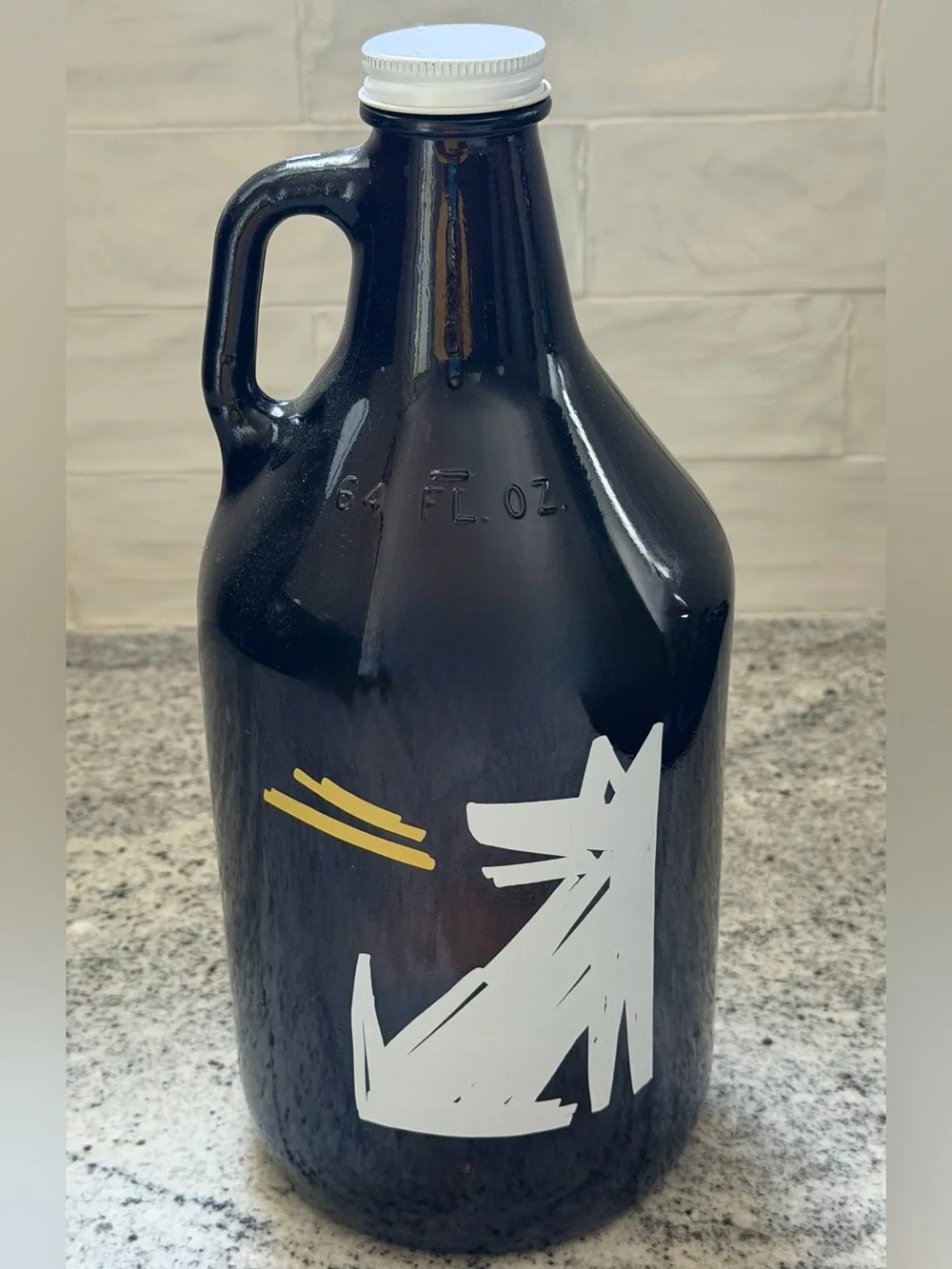 New Crate&Barrel Ready Set Growl! Black Glass 64oz Growler with White Screw-Top